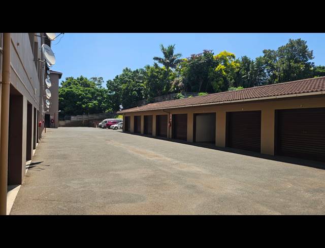 2 BEDROOM APARTMENT FOR SALE IN EMPANGENI CENTRAL